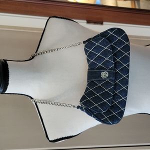 REALLY CUTE Vera Bradley clutch